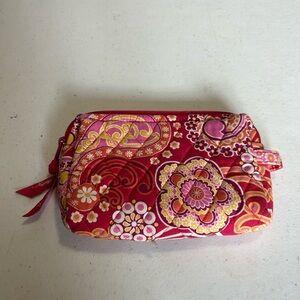 Vera Bradley Cosmetic Pouch Raspberry Fizz Pattern Plastic Lined Zip & Pull Tag